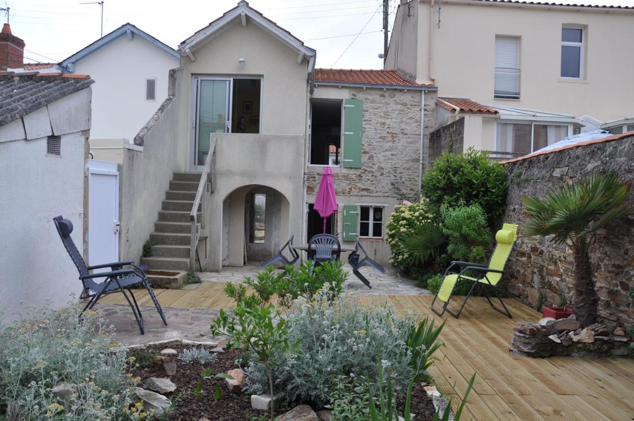 Maison De Famille Aux Sables D'Olonne 莱萨布勒-多洛讷 外观 照片